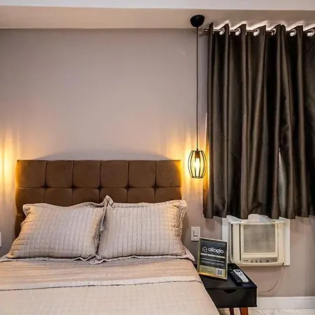 Apartamento Moderno na Quadra da Praia de Copacabana-3